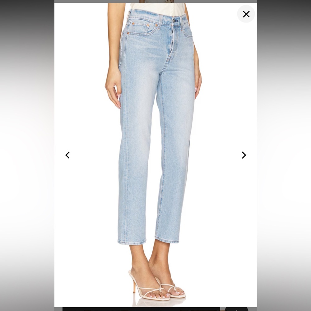 Levi’s Wedgie Straight